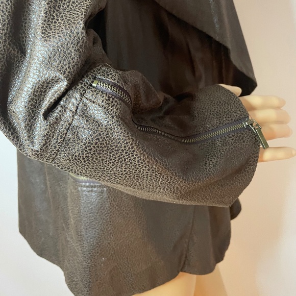 Vintage vegan brown snake printed brown jacket! - Picture 14 of 16